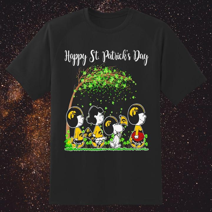 Official Peanuts Snoopy Iowa Hawkeyes Happy St Patricks Day T-Shirt